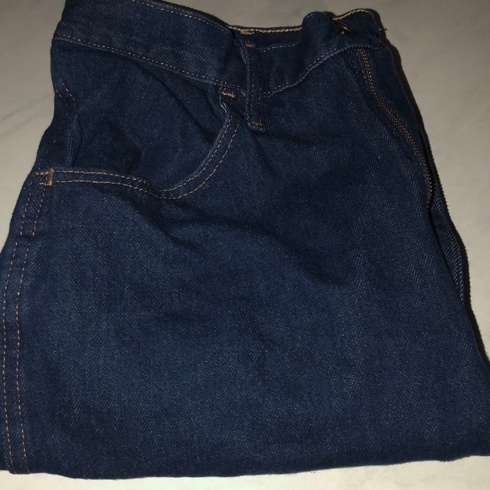 Blue Jeans Rustler